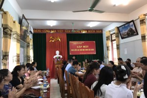 TRƯỜNG THPT HÒA BÌNH TỔ CHỨC GẶP MẶT ĐẠI DIỆN CÁC THẾ HỆ HỌC SINH CHUẨN BỊ CHO CÔNG TÁC TỔ CHỨC LỄ KỶ NIỆM 50 NĂM THÀNH LẬP TRƯỜNG